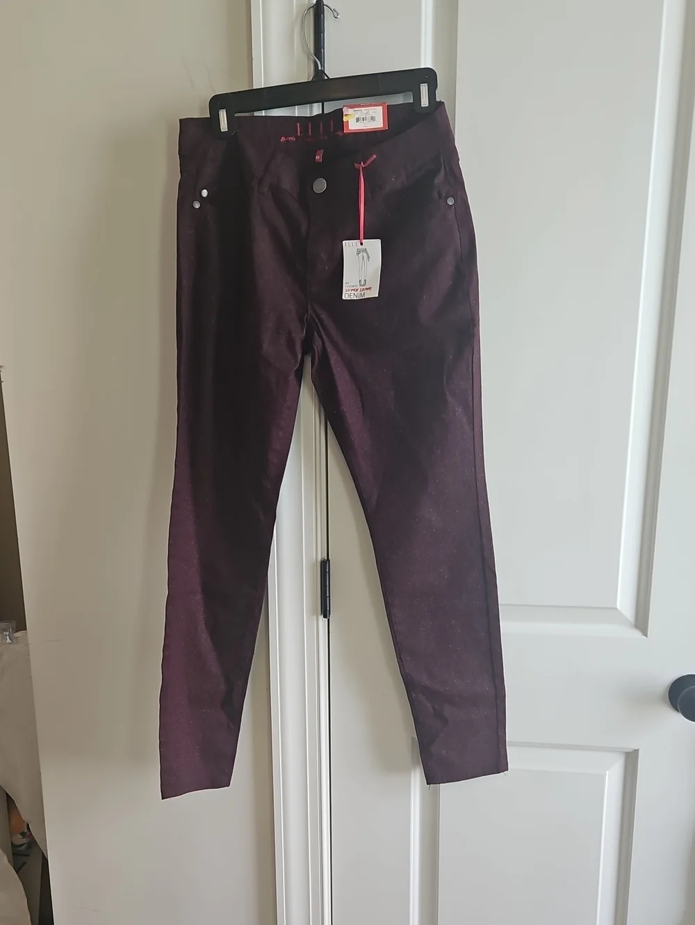 nwt womens sz 8 elle super skinny wine / silver specs denim jeans